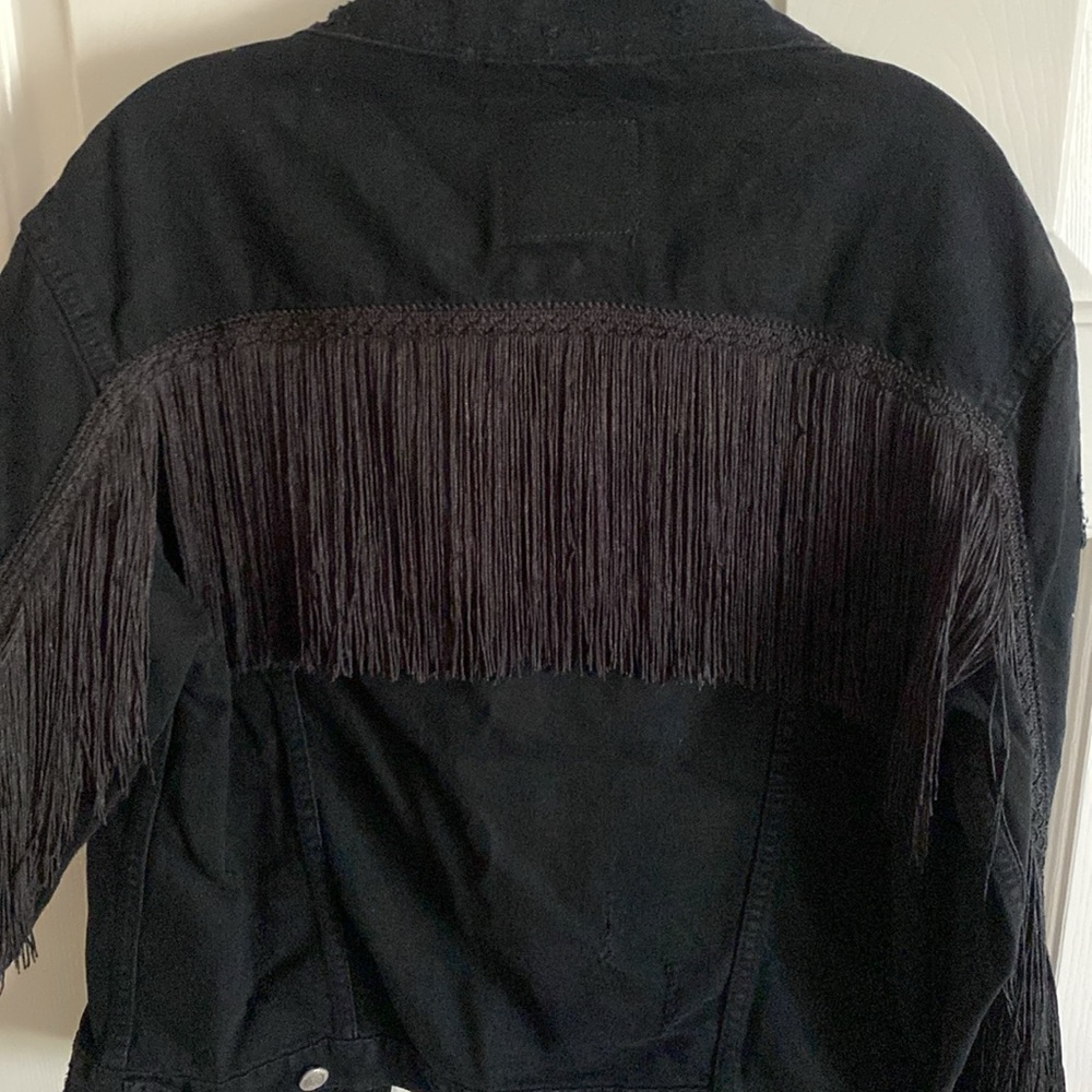 Zara Woman distressed black denim jacket with fringe back down arms - Picture 3 of 12